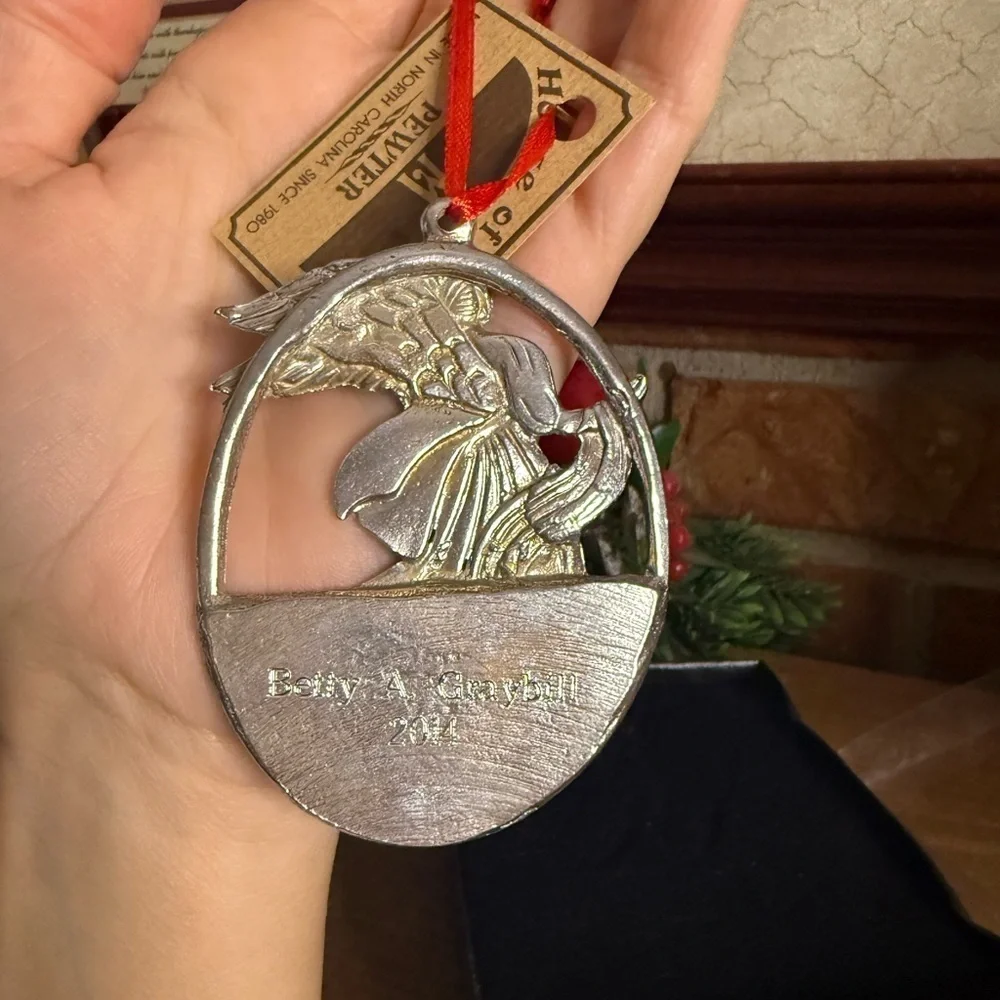 N/A beautiful pewter